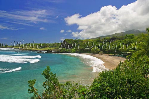 Hamoa Beach, Hana, Maui, Hawaii Picture Photo - Hawaiipictures.com