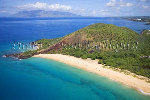 Aerials of Oneloa Beach (Big Beach) Makena, Maui, Hawaii - Hawaiipictures.com